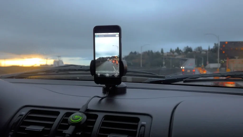 Is It A Good Idea To Use Your Smartphone As A Dash Cam?