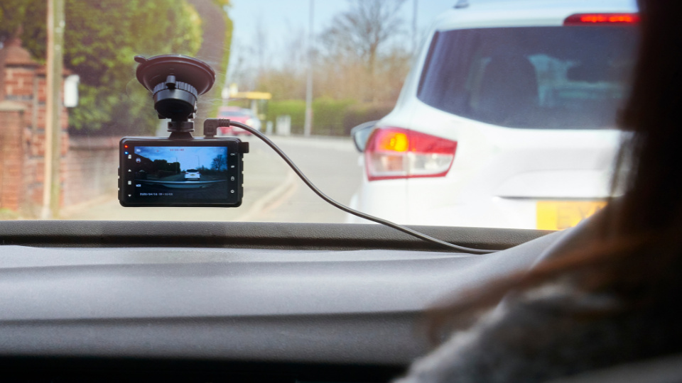 Is It Safe To Leave My Dashcam Powered By A Cigarette Lighter?