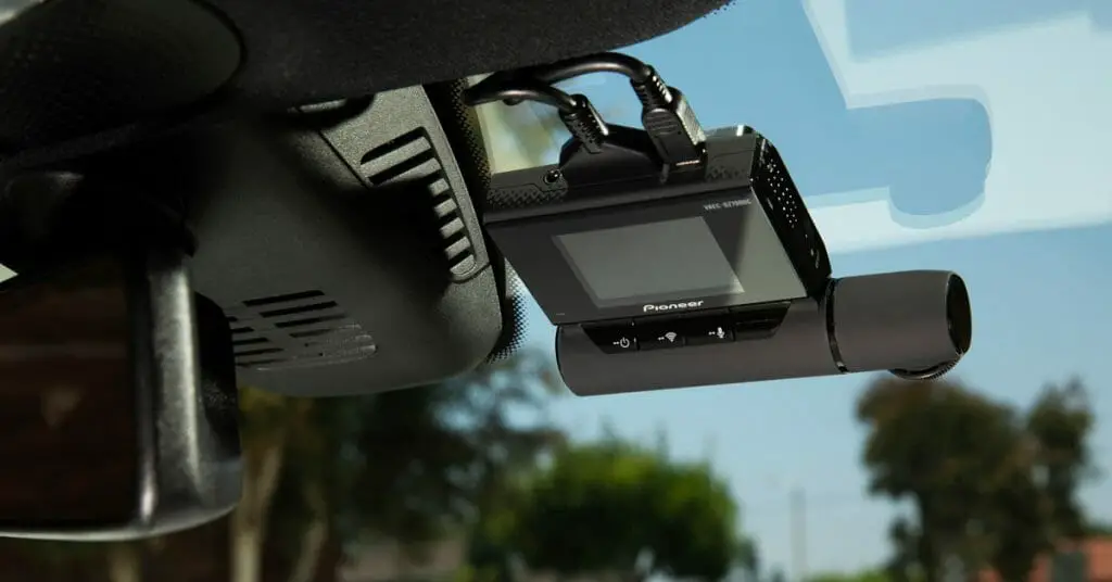 What To Look For While Buying A Best Dash Cam For Jeep Wrangler